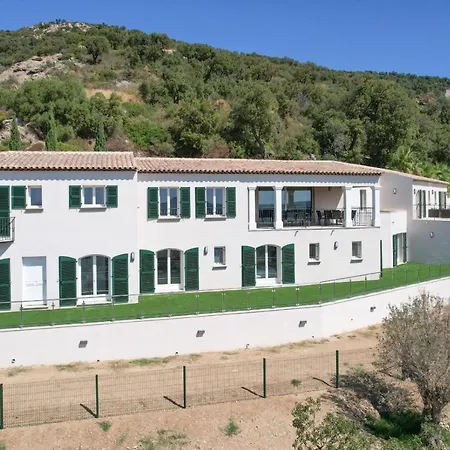 Luxury Villas At Βίλα Grimaud