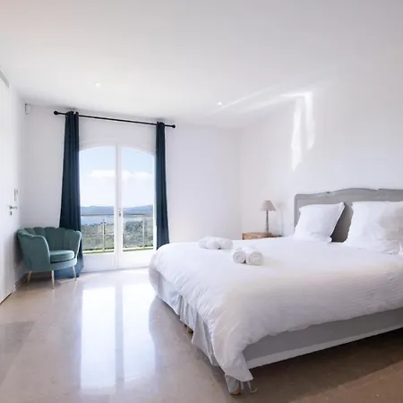 Βίλα Luxury Villas At *